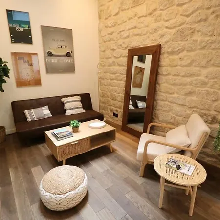 Apartment Cosy 2 / Pere-lachaise